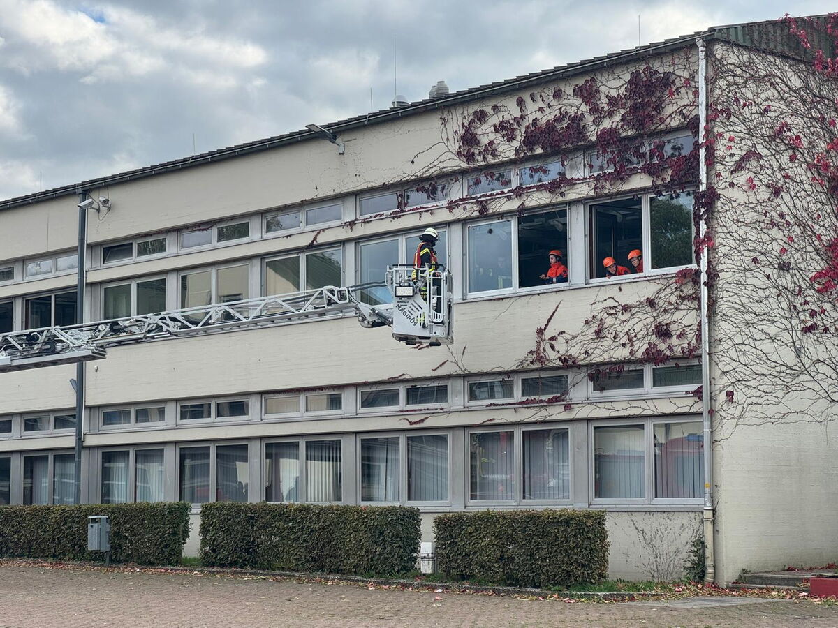Jahreshauptübung der Freiwilligen Feuerwehr Baesweiler